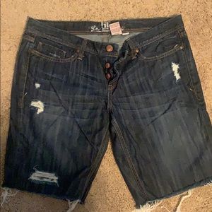 !IT Jean Bermuda shorts size 29